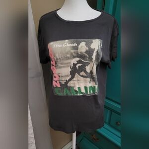 The Clash 'London Calling' Graphic Tee - Black